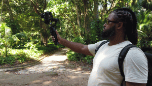 Example of making a walking in 4k Video. Holding the camera correctly on a gimbal