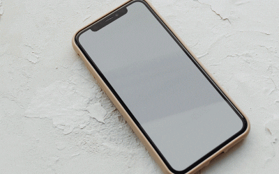 How to Install a Screen Protector without Dust or Bubbles