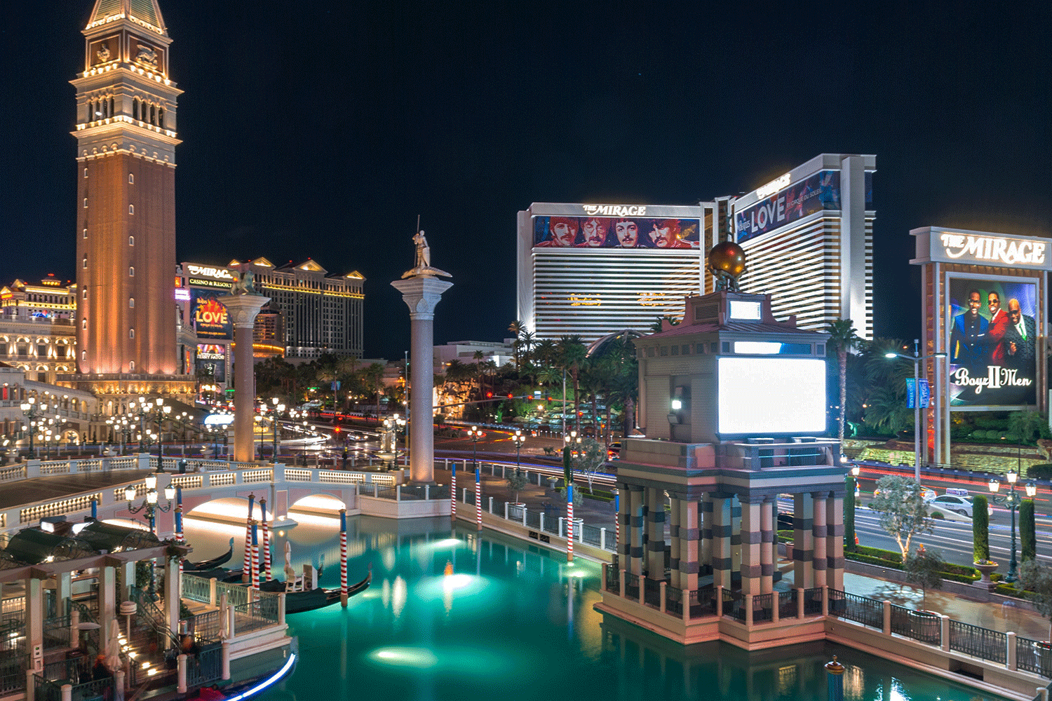 The Las Vegas Strip: The Complete Guide