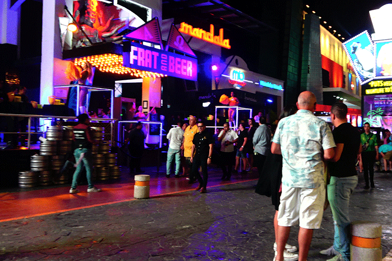 Mandela Night Club Spring Break in Cancun